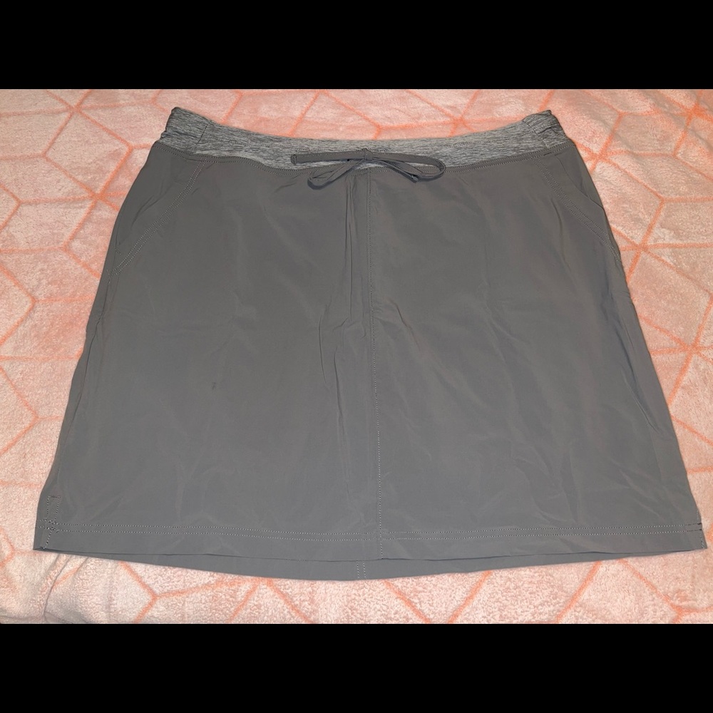Duluth Trading Armachillo Skort Size 20